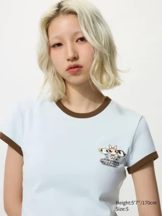 Camiseta con estampado gráfico «Cheerful Characters UT» para mujer
