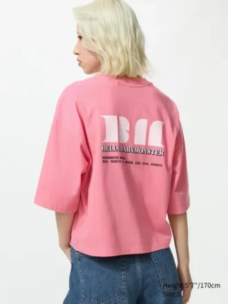 Camiseta corta con estampado gráfico Babymonster UT para mujer
