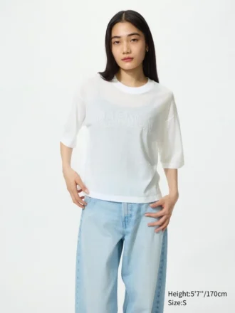 Camiseta corta con estampado gráfico Babymonster UT para mujer | Transparente