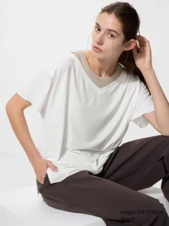 Camiseta de mujer AIRism de corte holgado con cuello en V | 2 Way