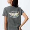 Camiseta gráfica Mofusand UT para mujer