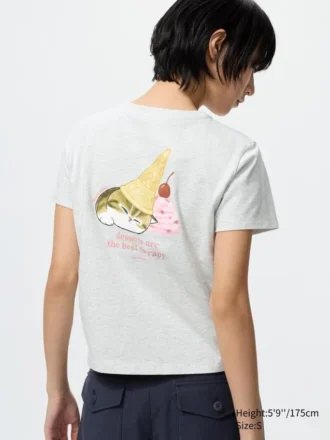 Camiseta gráfica Mofusand UT para mujer