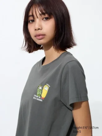 Camiseta gráfica Mofusand UT para mujer