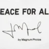 Camiseta gráfica unisex «Peace for All» | Magnum Photos Camiseta gráfica unisex «Peace for All» | Magnum Photos