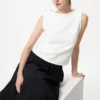 Camiseta sin mangas con cuello barco y fruncido para mujer