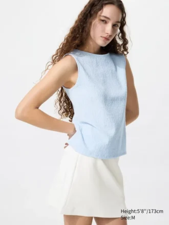 Camiseta sin mangas con cuello barco y fruncido para mujer