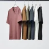 Camiseta unisex con cuello en V Camiseta unisex con cuello en V