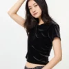 Mini camiseta de terciopelo suave para mujer