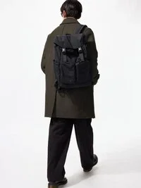 Mochila unisex con múltiples bolsillos