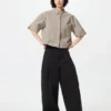 Pantalones cargo de corte acampanado para mujer