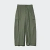 Pantalones cargo de corte acampanado para mujer