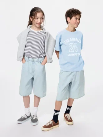 Pantalones cortos vaqueros holgados para niño