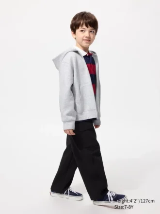 Sudadera con capucha y cremallera completa para niños