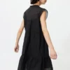 Vestido escalonado de algodón ligero para mujer Vestido escalonado de algodón ligero para mujer